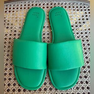 A New Day Green Slide Sandals size 6